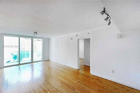 Condominio en venta en Miami, Florida, 2 dormitorios, 97.64 m2 № 2024725 - foto 17