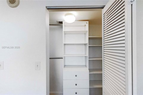 Condominio en venta en Miami, Florida, 2 dormitorios, 97.64 m2 № 2024725 - foto 14