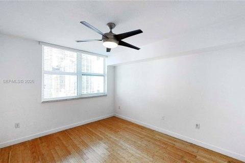 Condominio en venta en Miami, Florida, 2 dormitorios, 97.64 m2 № 2024725 - foto 11
