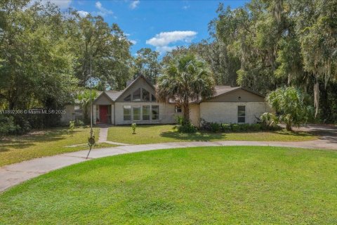House in Ocala, Florida 5 bedrooms № 1944956 - photo 3