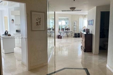 Condominio en venta en Aventura, Florida, 2 dormitorios, 208.1 m2 № 1934286 - foto 7
