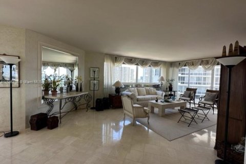 Condominio en venta en Aventura, Florida, 2 dormitorios, 208.1 m2 № 1934286 - foto 13
