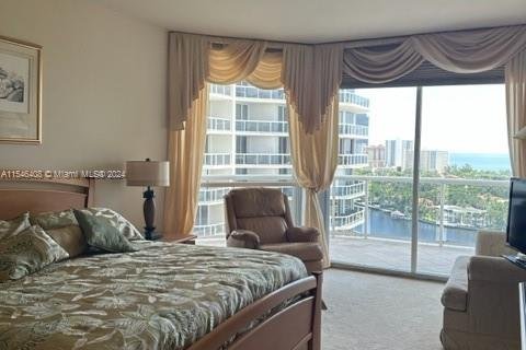 Condominio en venta en Aventura, Florida, 2 dormitorios, 208.1 m2 № 1934286 - foto 6