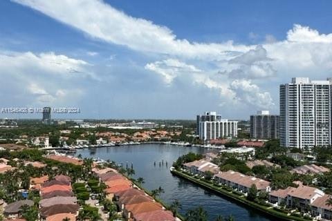 Condominio en venta en Aventura, Florida, 2 dormitorios, 208.1 m2 № 1934286 - foto 14