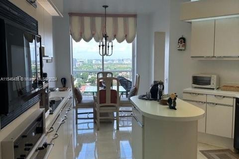 Condominio en venta en Aventura, Florida, 2 dormitorios, 208.1 m2 № 1934286 - foto 9
