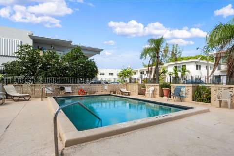 Condominio en venta en Miami Beach, Florida, 1 dormitorio, 73.76 m2 № 1951271 - foto 17