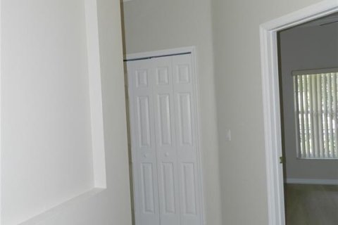 House in Poinciana, Florida 2 bedrooms, 146.23 sq.m. № 2342602 - photo 22