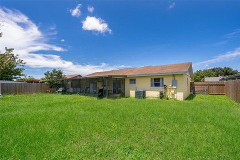 Casa en venta en Orlando, Florida, 4 dormitorios, 123.19 m2 № 1901091 - foto 15