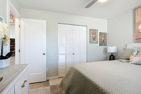 House in Palmetto, Florida 3 bedrooms, 215.9 sq.m. № 1899976 - photo 25