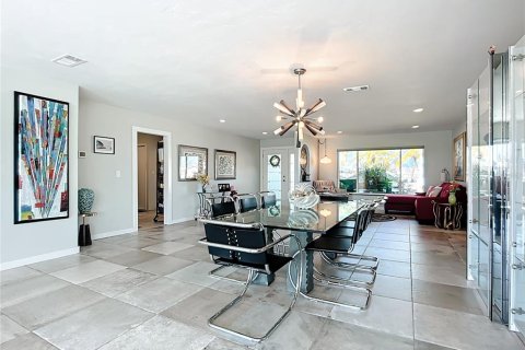 House in Palmetto, Florida 3 bedrooms, 215.9 sq.m. № 1899976 - photo 9