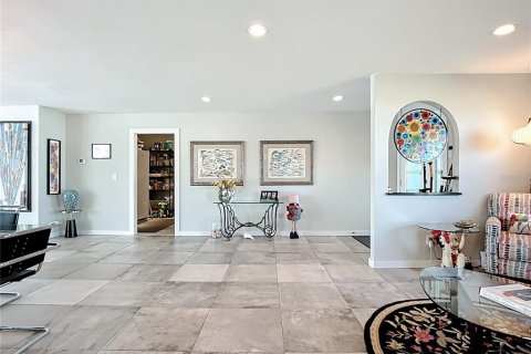 House in Palmetto, Florida 3 bedrooms, 215.9 sq.m. № 1899976 - photo 8