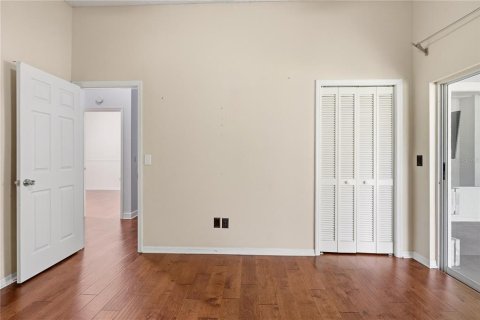 House in Valrico, Florida 4 bedrooms, 221.01 sq.m. № 2112512 - photo 30