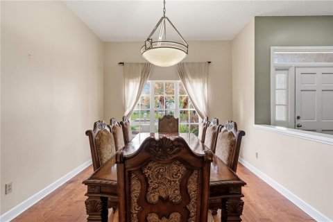 House in Valrico, Florida 4 bedrooms, 221.01 sq.m. № 2112512 - photo 13