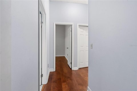 House in Valrico, Florida 4 bedrooms, 221.01 sq.m. № 2112512 - photo 28