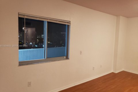 Купить кондоминиум в Майами, Флорида 2 спальни, 88.26м2, № 1992799 - фото 13