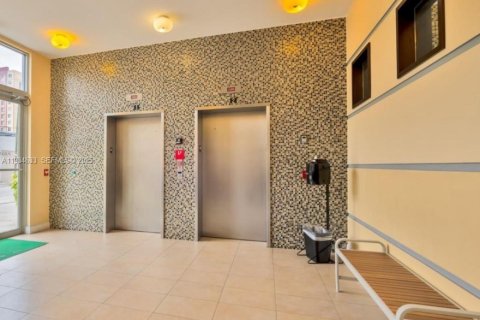 Купить кондоминиум в Майами, Флорида 2 спальни, 88.26м2, № 1992799 - фото 26