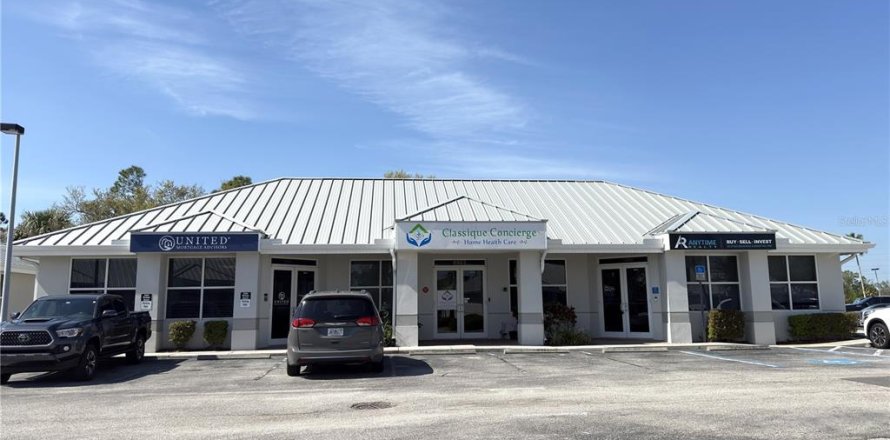 Immobilier commercial à North Port, Floride 91.23 m2 № 2108485