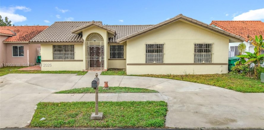 Casa en Miami, Florida 3 dormitorios, 149.02 m2 № 2007934