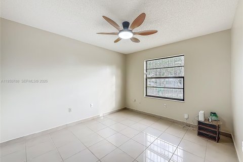 Casa en venta en Miami, Florida, 3 dormitorios, 149.02 m2 № 2007934 - foto 20