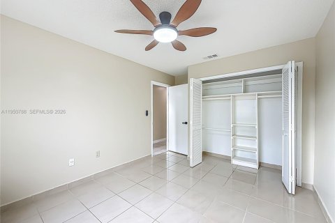 Casa en venta en Miami, Florida, 3 dormitorios, 149.02 m2 № 2007934 - foto 26
