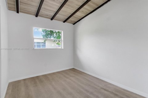 Villa ou maison à vendre à Fort Lauderdale, Floride: 3 chambres, 91.42 m2 № 2020801 - photo 14