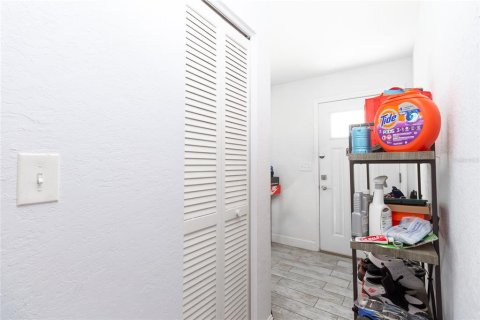 Casa en venta en Spring Hill, Florida, 3 dormitorios, 110.18 m2 № 2237234 - foto 12