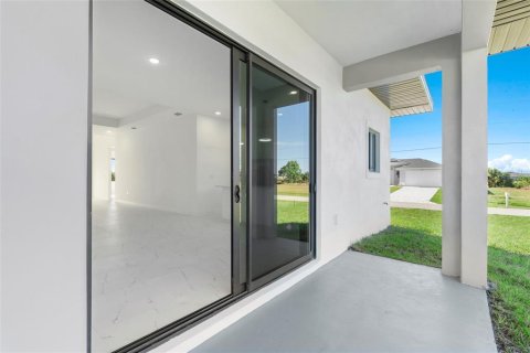 House in Lehigh Acres, Florida 4 bedrooms, 161.37 sq.m. № 1778552 - photo 28