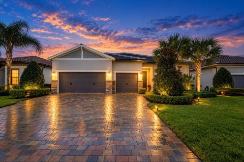 Casa en Port St. Lucie, Florida 4 dormitorios, 213.3 m2 № 2410744