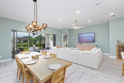 Casa en venta en Port St. Lucie, Florida, 4 dormitorios, 213.3 m2 № 2410744 - foto 24