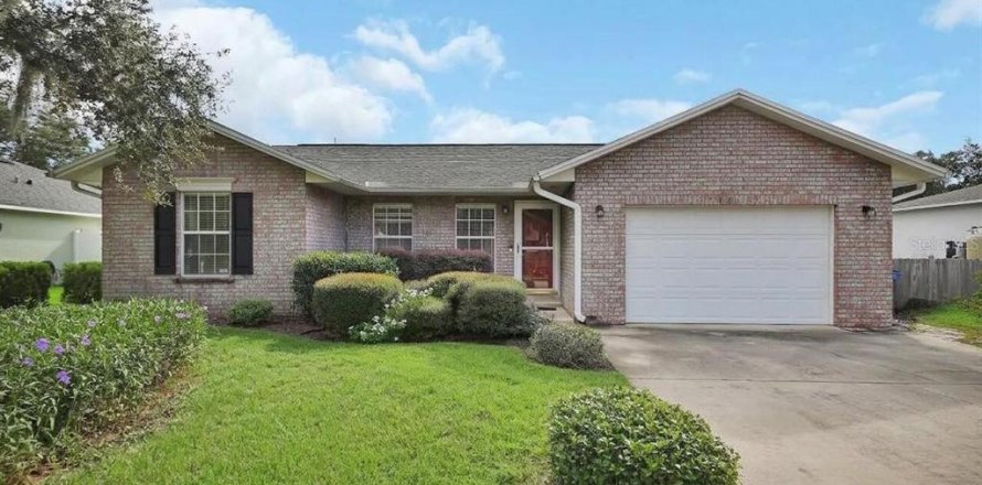 Casa en DeLand, Florida 3 dormitorios, 126.53 m2 № 2377958