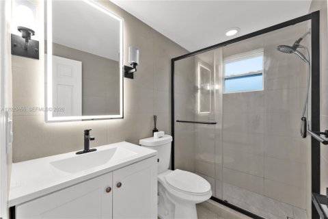 Villa ou maison à vendre à Biscayne Park, Floride: 3 chambres, 171.59 m2 № 2186058 - photo 18