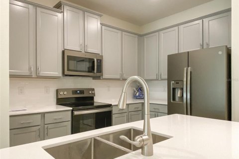Touwnhouse à louer à Orlando, Floride: 3 chambres, 120.77 m2 № 2156552 - photo 6