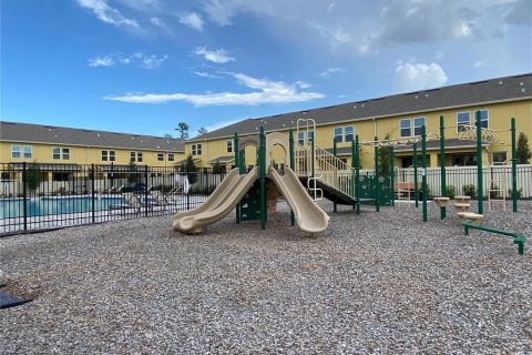 Touwnhouse à louer à Orlando, Floride: 3 chambres, 120.77 m2 № 2156552 - photo 15