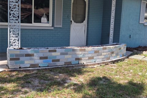 House in Holiday, Florida 2 bedrooms, 104.79 sq.m. № 1911219 - photo 2