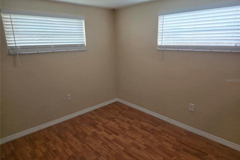 House in Holiday, Florida 2 bedrooms, 104.79 sq.m. № 1911219 - photo 3