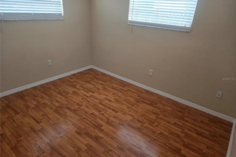 House in Holiday, Florida 2 bedrooms, 104.79 sq.m. № 1911219 - photo 12