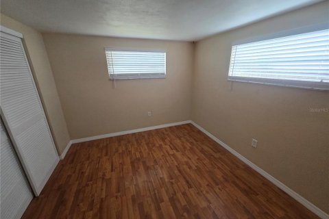 House in Holiday, Florida 2 bedrooms, 104.79 sq.m. № 1911219 - photo 4
