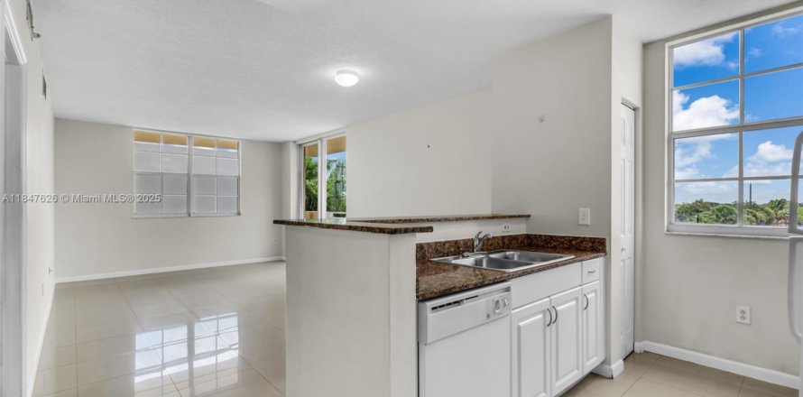 Condo à Miami, Floride, 2 chambres № 1847728