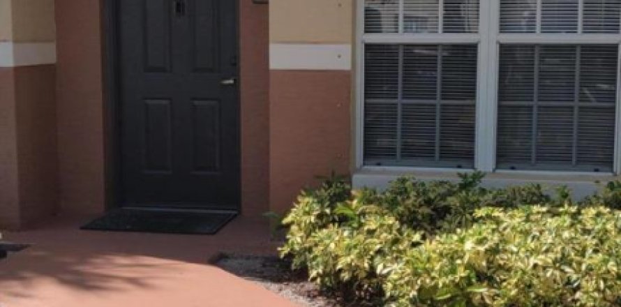 Condo à Royal Palm Beach, Floride, 1 chambre  № 2431555