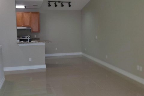 Copropriété à louer à Royal Palm Beach, Floride: 1 chambre, 72.56 m2 № 2431555 - photo 9