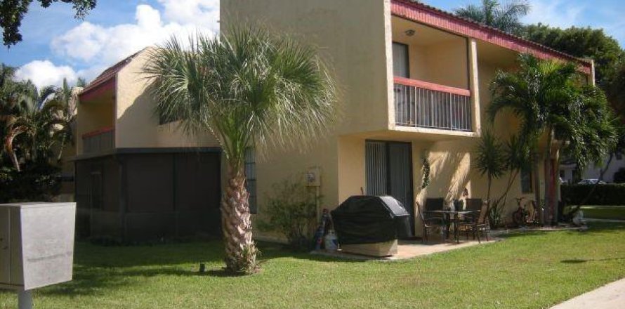 Condominio en Deerfield Beach, Florida, 2 dormitorios № 1226745