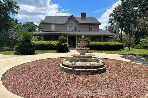Casa en alquiler en Ocala, Florida, 4 dormitorios, 761.24 m2 № 1778240 - foto 1