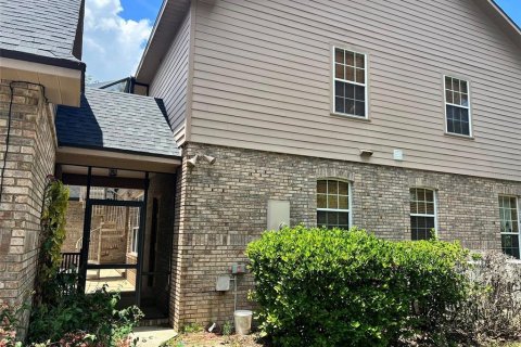 Casa en alquiler en Ocala, Florida, 4 dormitorios, 761.24 m2 № 1778240 - foto 3