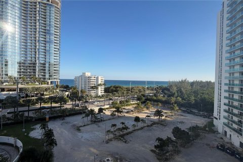 Condominio en alquiler en Sunny Isles Beach, Florida, 2 dormitorios, 126.07 m2 № 1996041 - foto 8