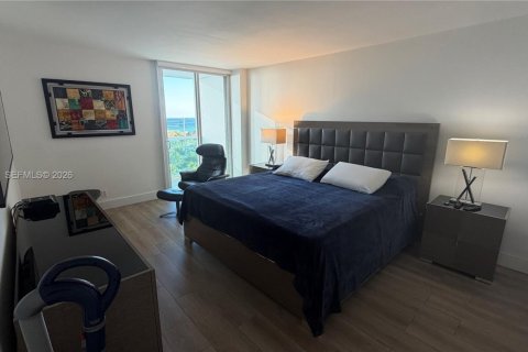 Condominio en alquiler en Sunny Isles Beach, Florida, 2 dormitorios, 126.07 m2 № 1996041 - foto 18