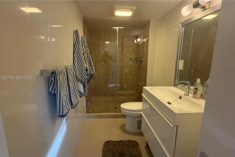 Condominio en alquiler en Sunny Isles Beach, Florida, 2 dormitorios, 126.07 m2 № 1996041 - foto 13