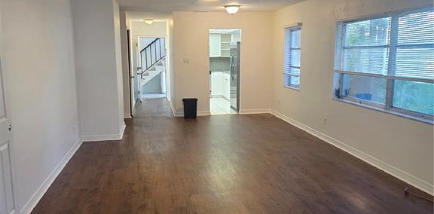 Condo à Pinellas Park, Floride, 2 chambres  № 2413761