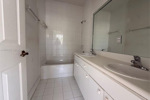Купить таунхаус в Хомстед, Флорида 4 спальни, 154.31м2, № 2167906 - фото 21