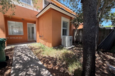 Купить таунхаус в Хомстед, Флорида 4 спальни, 154.31м2, № 2167906 - фото 18