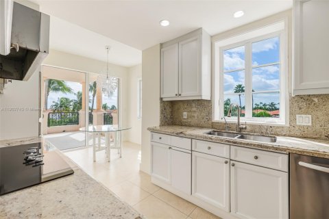 Купить кондоминиум в Майами-Бич, Флорида 3 спальни, 190.36м2, № 2012590 - фото 11